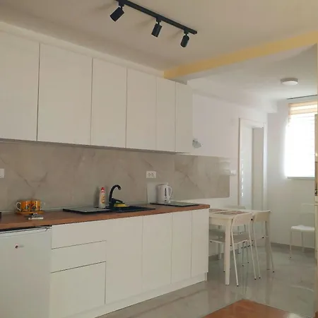 Vrnjacki Kos アパート